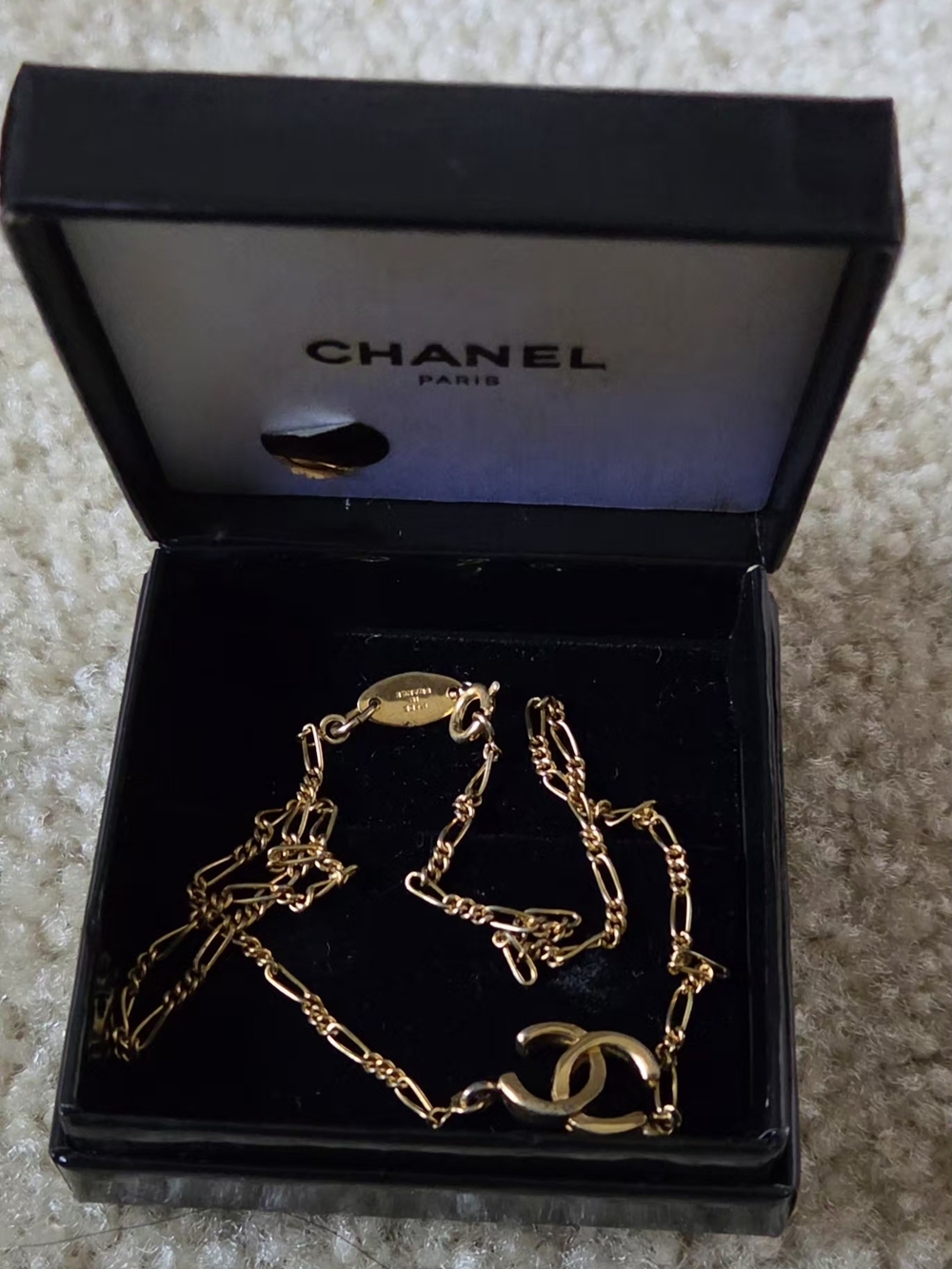 CHANEL Necklace 15inches with Interlocking CC Pendant W COA & Box